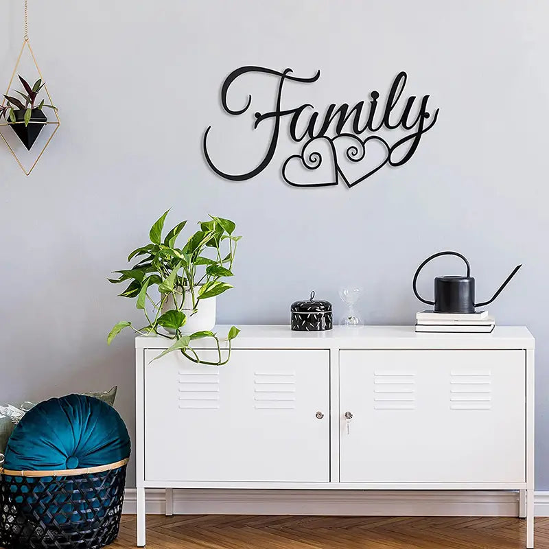 Metal Family Sign Wall Art for Home Decor (1pc)